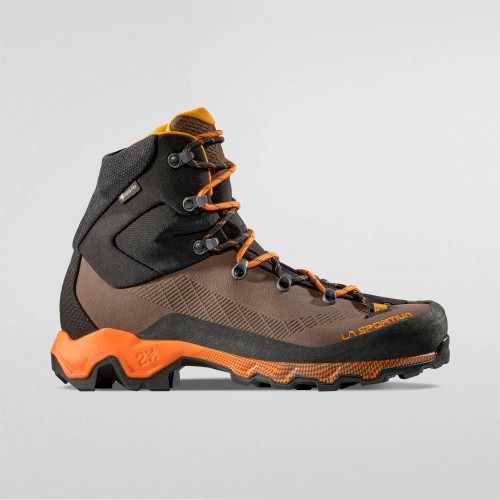 La Sportiva Aequilibrium Trek GTX
